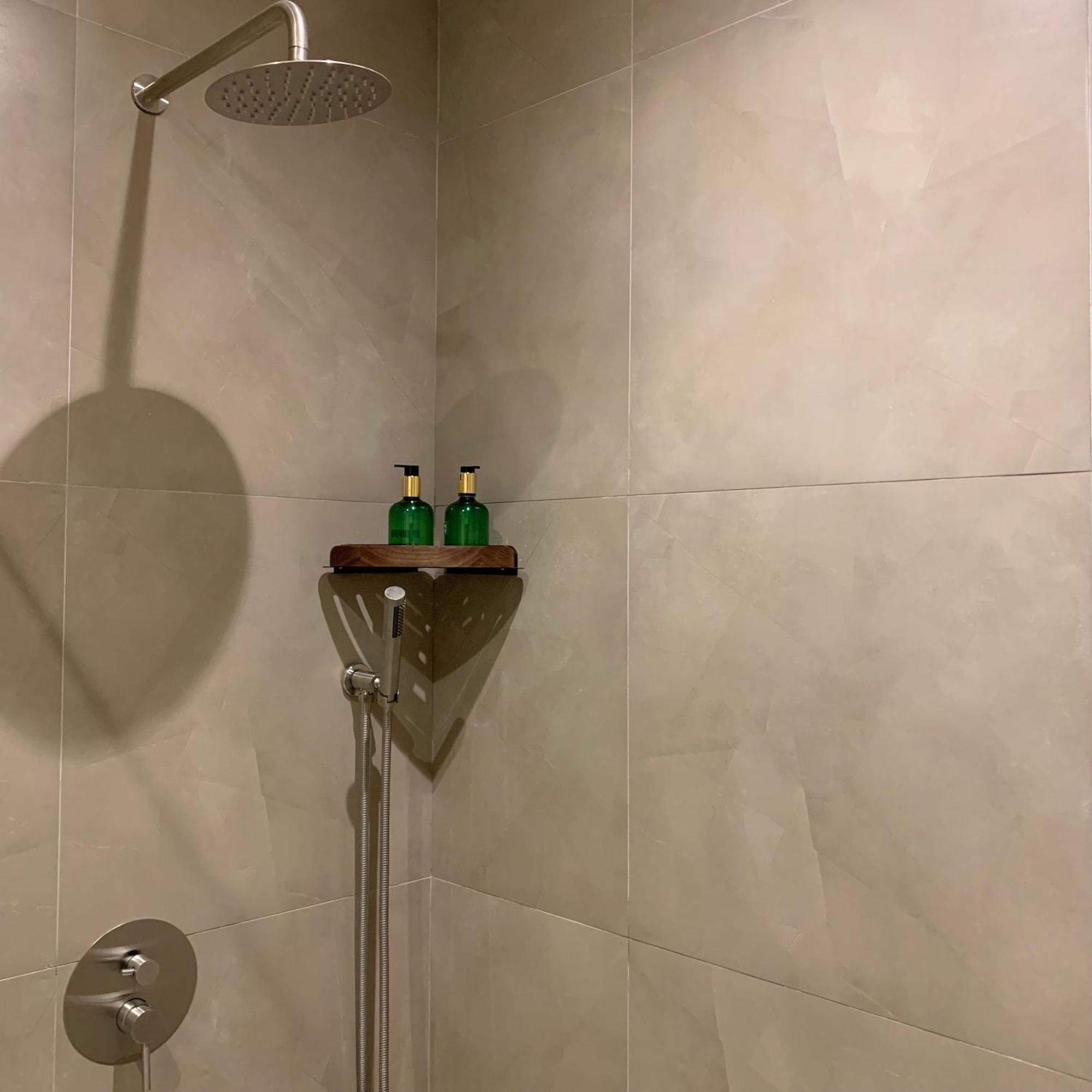 ג'נרל לונה Bahandi Hotel מראה חיצוני תמונה